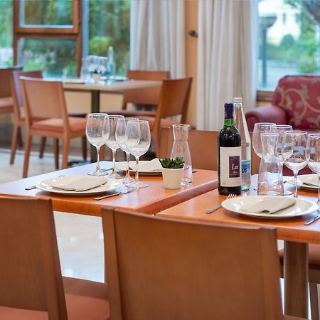 Tryp Bilbao Sondika Hotel Экстерьер фото